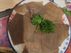 -喜悦小串丹东小黄牛海鲜烧烤大排档(民主广场店)