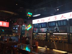 大堂-马路牙子地桌烤肉(工体店)