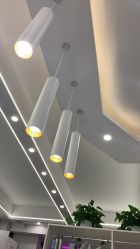 -V8潮牌·接发烫染连锁