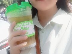 -柠季·手打柠檬茶(岳麓山登高路店)