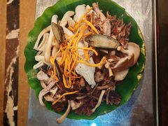 -野菌园·野生菌火锅首创第一家(关兴路总店)