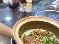 -红星光发煲仔饭(文海店)