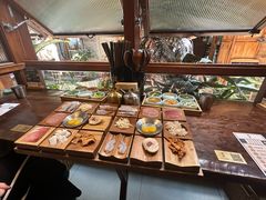 -银米·云南传统过桥米线(双廊黑金冠店)