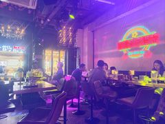 -喜鹊音乐酒馆(西街店)