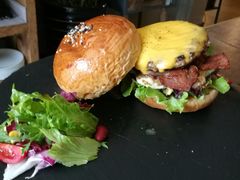 -HIGH FIVE哈福手工汉堡(桂林路店)