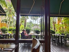 -三亚湾海居铂尔曼度假酒店