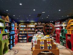 -钟书阁(珍园店)