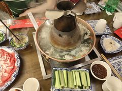 -磁器铜锅涮肉(交大东路店)