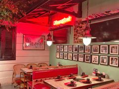 -沪小胖小龙虾(淮海中路旗舰店)