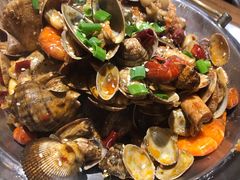 -东来菜馆•手抓海鲜家常菜•海鲜锅贴(鸽子窝店)