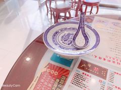 -广信牛奶甜品世家(台东店)