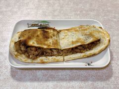 精品火烧（肘子）-宝光熏肉鞋底火烧(新街口店)