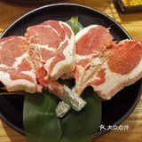 辛拉面满满一大碗 料很足 够二人吃了
