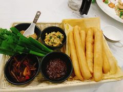 -老船夫婚宴婚庆会馆(延吉路店)