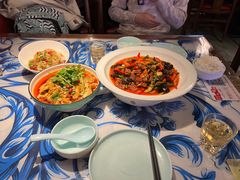 -川流不息·地道川菜·小龙虾(新松江路店)