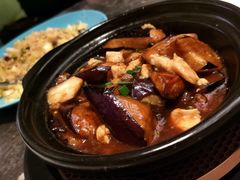 梅香咸鱼鸡粒茄子煲-港丽餐厅(高德置地店)