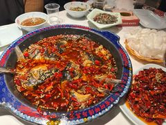 -何师傅美蛙鱼头(汉街店)