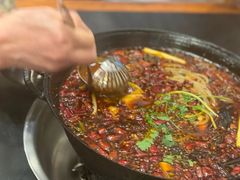 -鸿顺老铁锅美蛙鱼府(解放碑店)