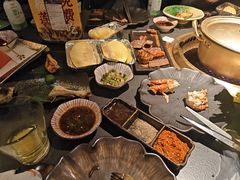 -铭牛烧肉·和牛海鲜自助(高新月牙湖店)