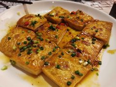 -客家大院·非遗赣南客家菜(郁孤台店)