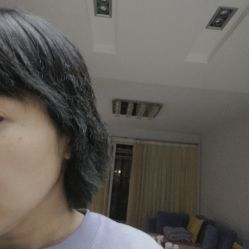 -镁连社·美联社