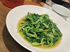 -黄泥岗·地道湖北菜(奥特莱斯店)