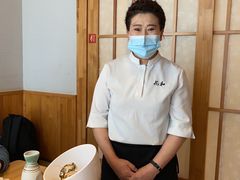 -花和海鲜自助(梅江店)