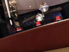 -必胜客(武汉欢乐谷店)