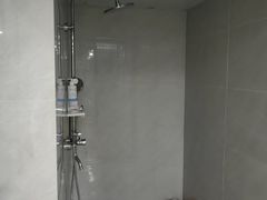 -蓝海豚游泳俱乐部(南京西路店)