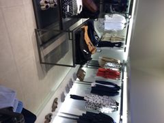ZARA(乐峰广场店)-ZARA(凯德乐峰广场店)