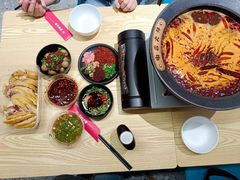 -毛椒火辣重庆火锅串串香(城基路店)
