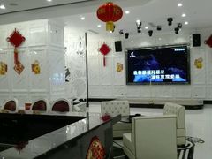 -皇马纯KTV·量贩·聚会(民治店)