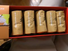 -HappyMiss花满楼·鲜花饼·鲜花茶·伴手礼(上海环球港店)