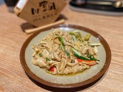 火爆嫩竹笋片-川堂风·跷脚牛肉·乐山爆炒(宝山日月光店)