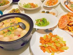 -沪华海鲜大酒楼(南汇店)