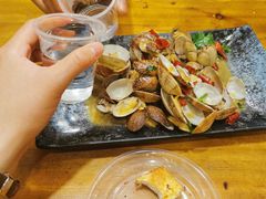 -老东镇啤酒屋海鲜加工·蒸汽海鲜·海鲜烧烤(台东店)