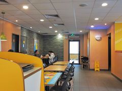 用餐区-麦当劳(塘厦蛟坪路DT店)