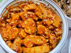 麻辣萝卜块-鑫记婆婆兔·成都特产·兔头手撕兔(太古里店)