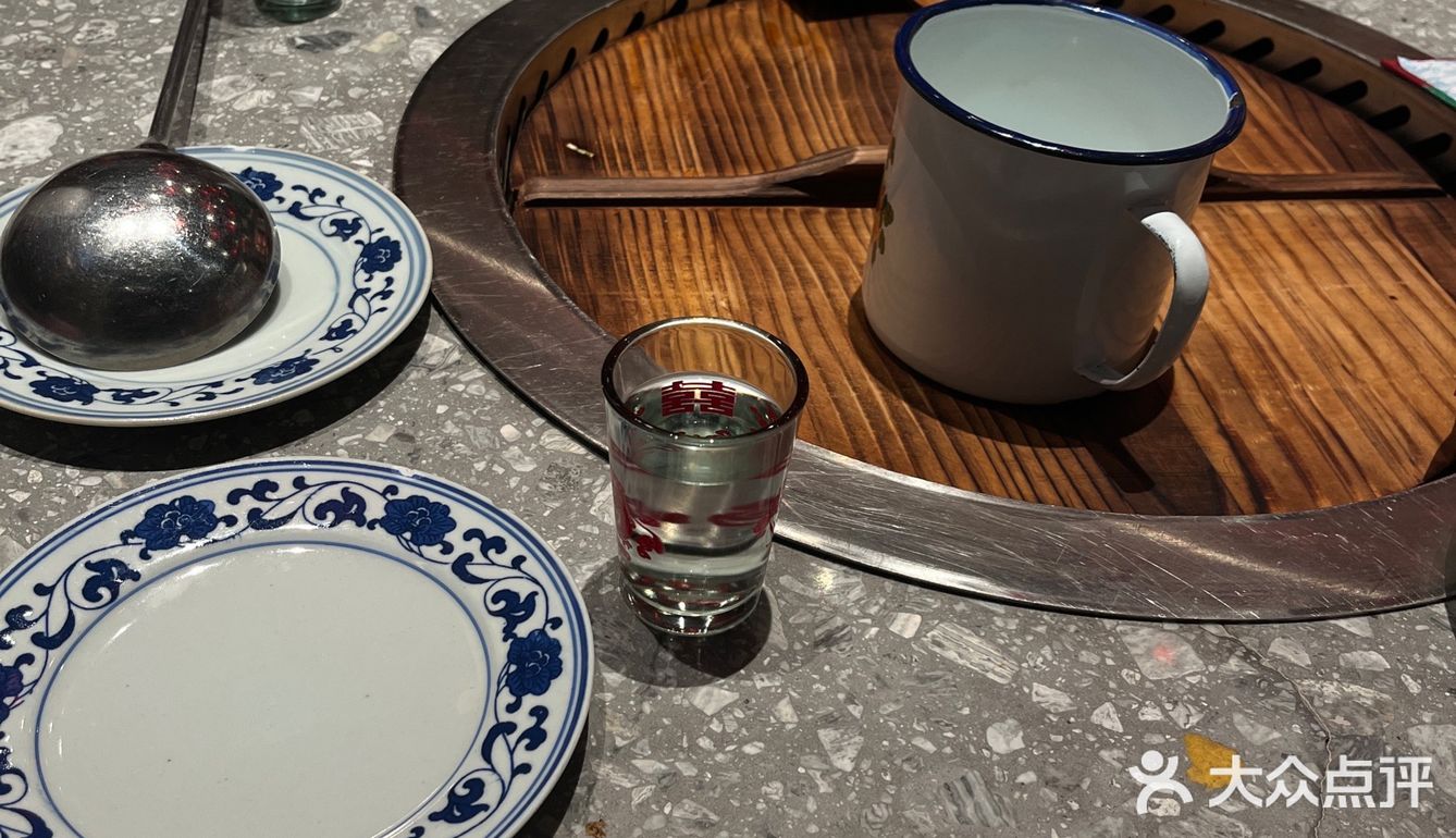 吃肉就是香，东北铁锅炖yyds
