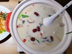 江团鱼炖汤-老阿爸鲜鱼土菜(昆山花桥店)