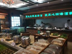 自助取餐区-四海酒家生态粤菜