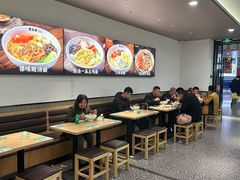 -蒙自源米线大王(东站店)