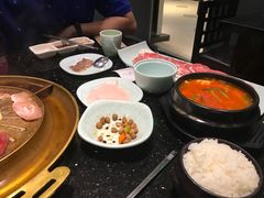 -猪啊牛呀羊啊铜盘烤肉(正大广场店)