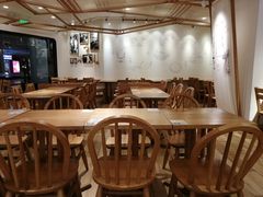 大堂-小满手工粉(上海品尊国际店)