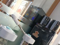 -靓芙泉专研痘痘肌