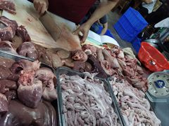 -标记美食新鲜猪杂(兴南大道店)