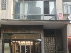 -龚兴城鱼羊吉·小亮蒸虾·武汉地标美食(苗栗路店)