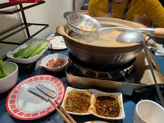 -邹开喜·小海鲜醉鸡煲·潮汕鲜切牛肉店(襄阳北路店)