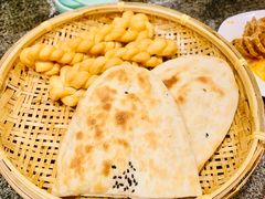 软麻花-河东颐祥阁(世贸店)