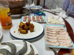 -一口猪海鲜浑锅·东北家常菜